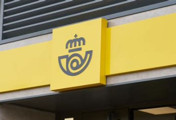 Correos y sindicatos firman un nuevo convenio colectivo para modernizar la empresa y rejuvenecer la plantilla